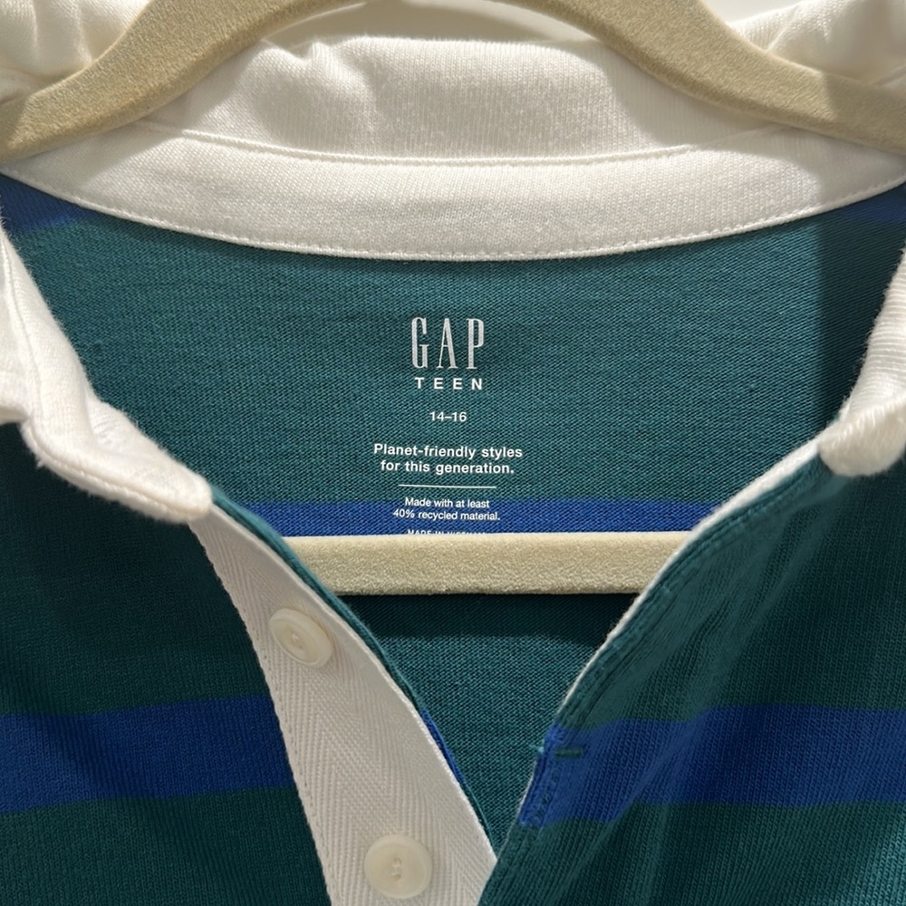 Gap Rugby Shirt - Picture 3 of 4